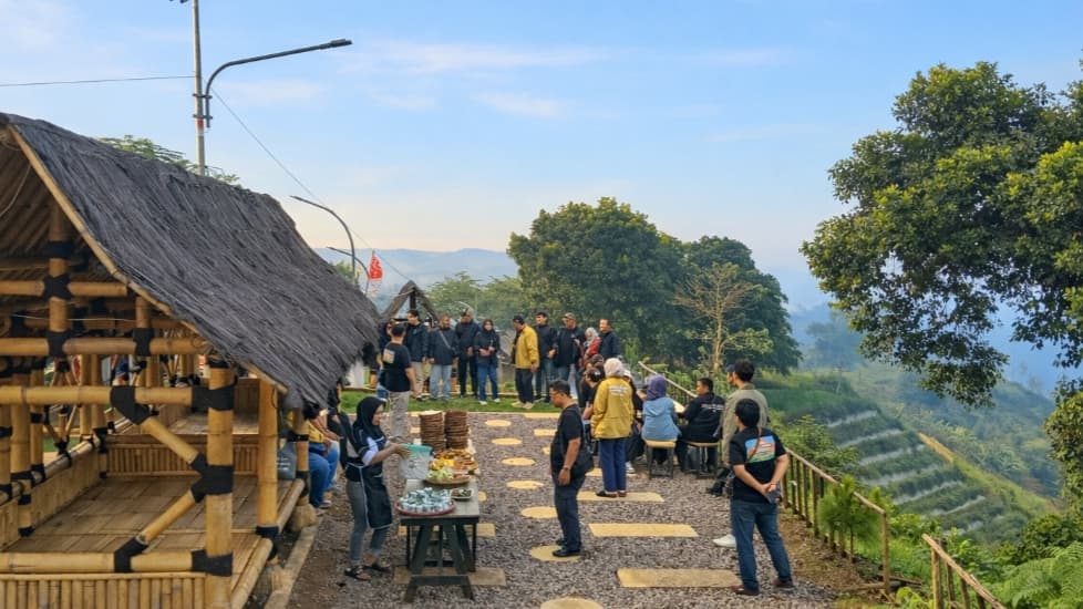 Harmoni Alam dan Nada Tradisi  Eduwisata Kepulauan Seribu Menyapa Geotheater Rancakalong