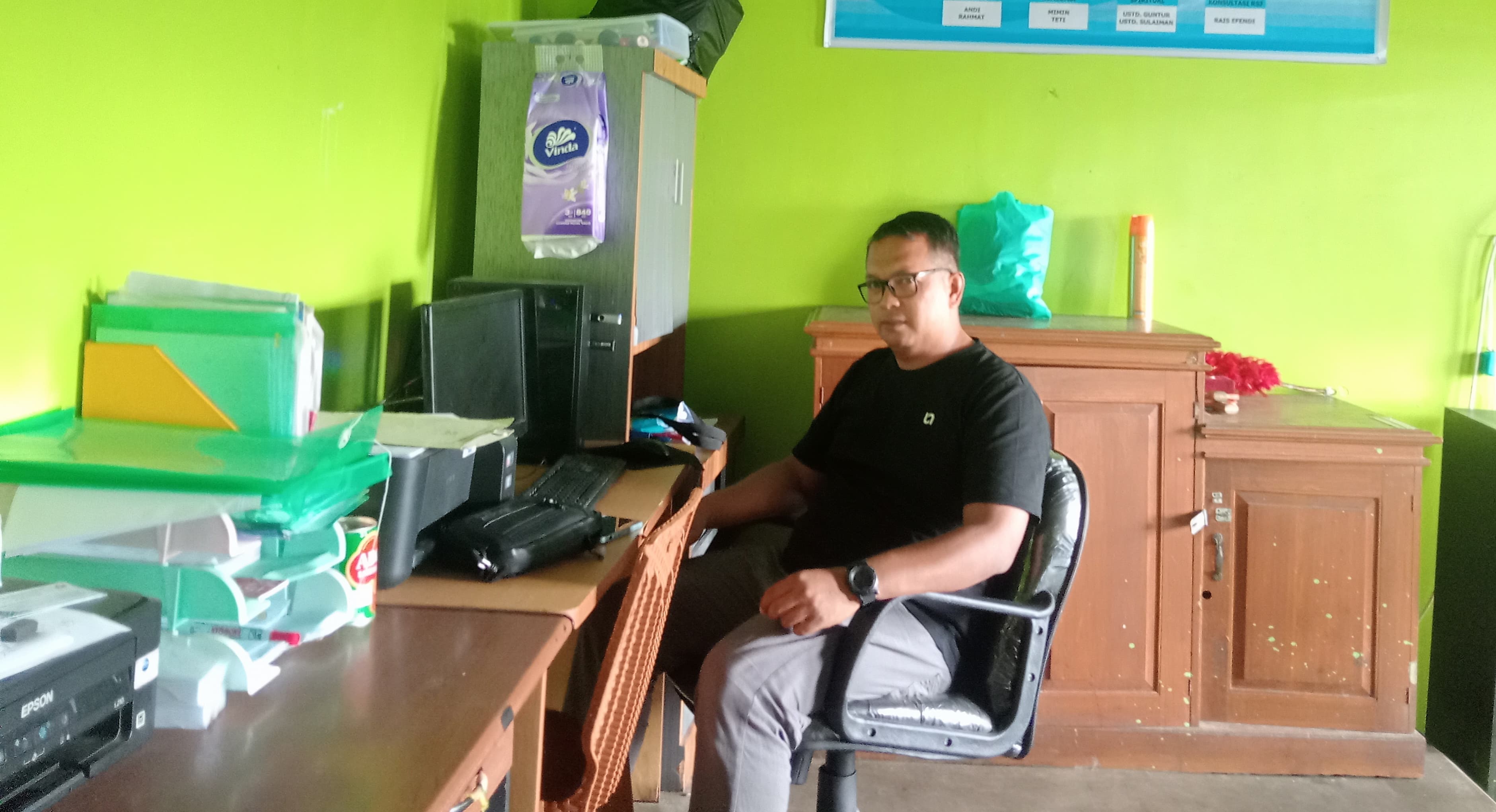 Mengembalikan Harapan: Dedikasi Rodyan Saefuloh di Panti Disabilitas Mental Barokah Bhakti