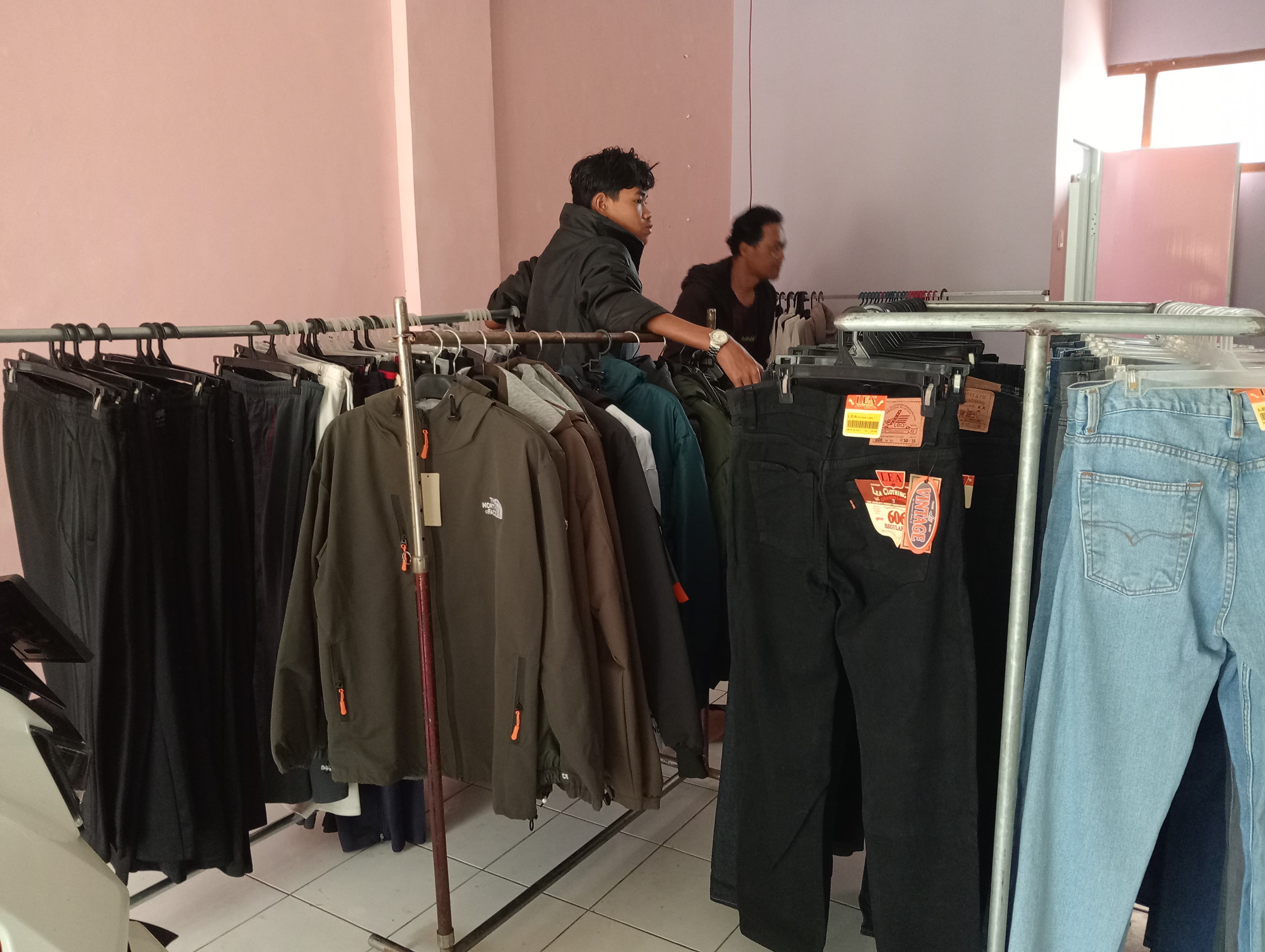 ✨ JK_HOUSE THRIFTING ✨