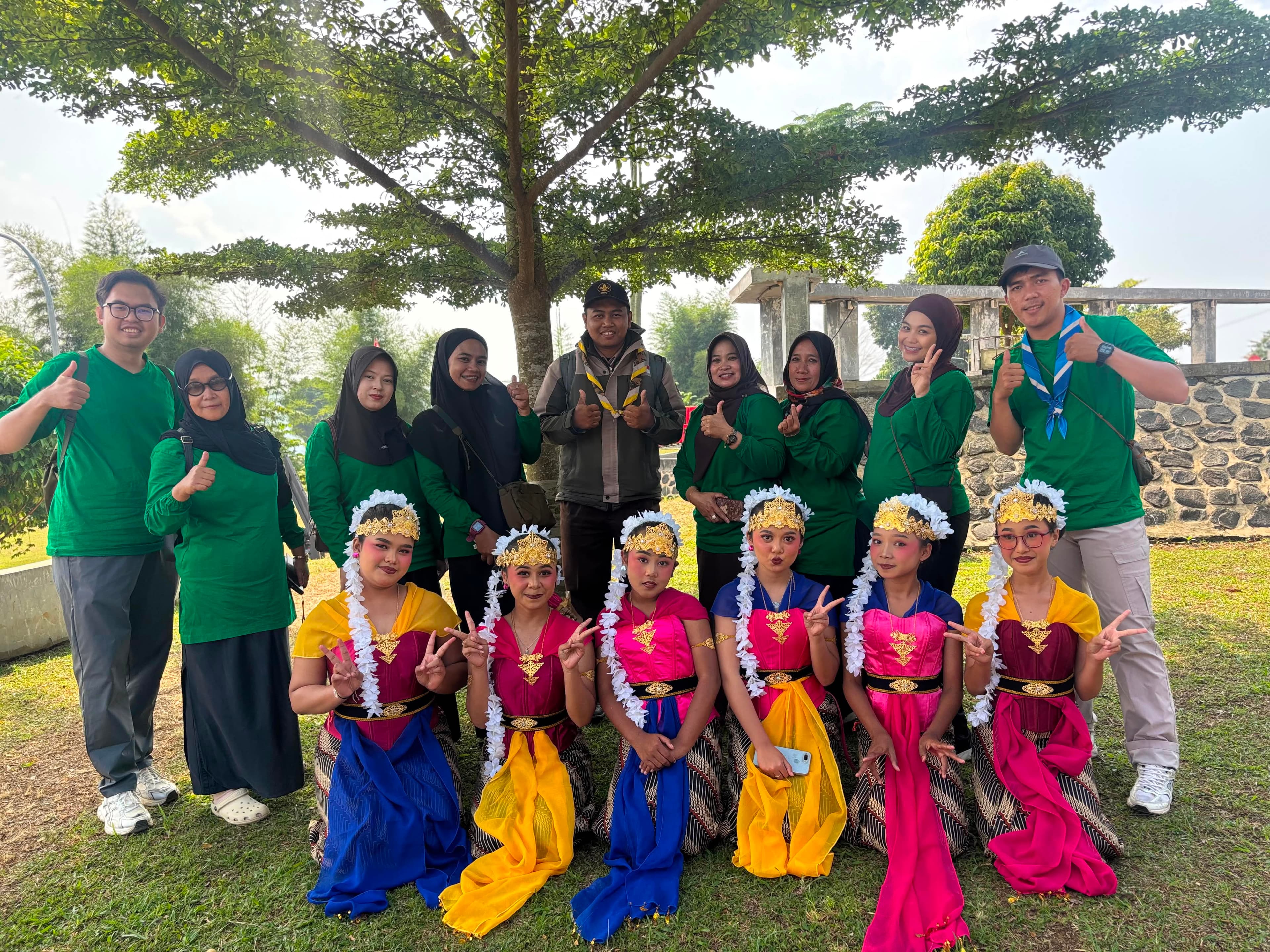 SDN Rancakalong Gelar Outing Class di Geo Theater, Tanamkan Karakter dan Cinta Budaya Sejak Dini 