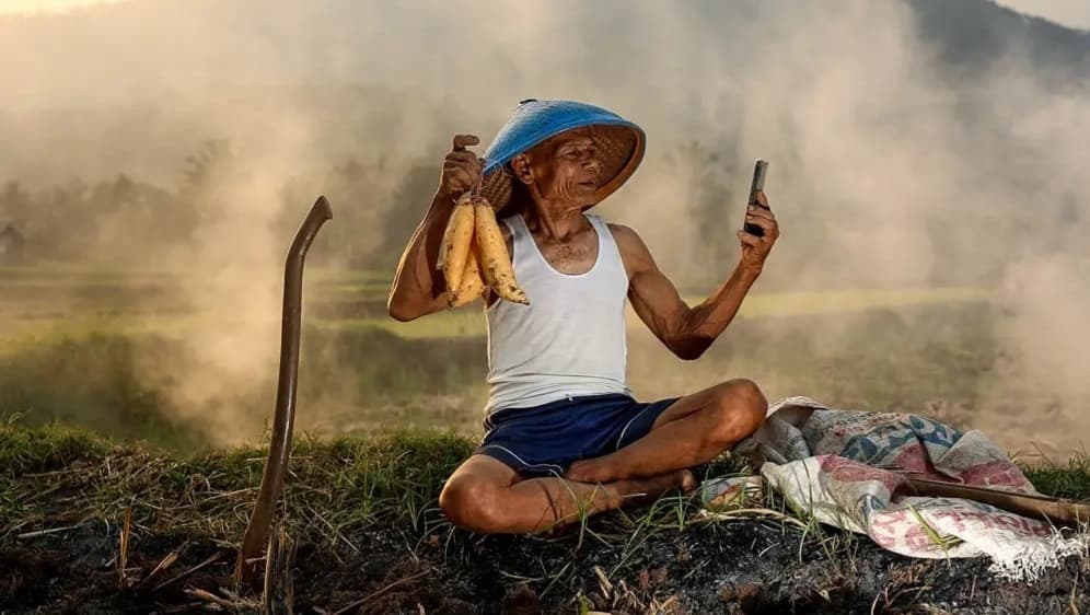 SEBUAH ALTERNATIF MENINGKATKAN EKONOMI DESA   MELALUI MANAJEMEN SUPPLY CHAIN   UBI CILEMBU RANCAKALONG  Oleh : Dr.Dian Sukmara M.Pd