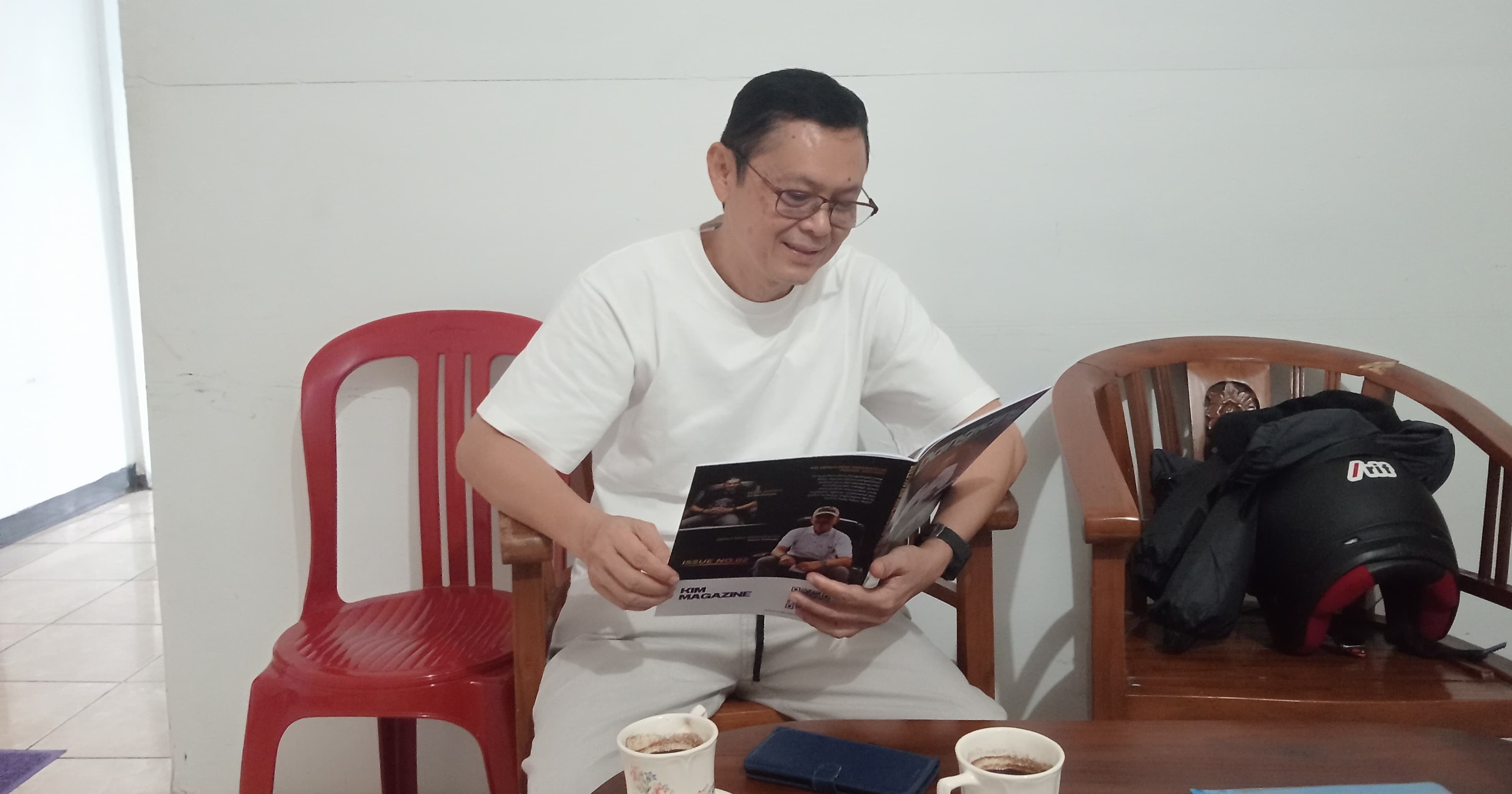 Dedikasi Bapa Dahlan: Mengawal Program MBG dengan Semangat Pengabdian