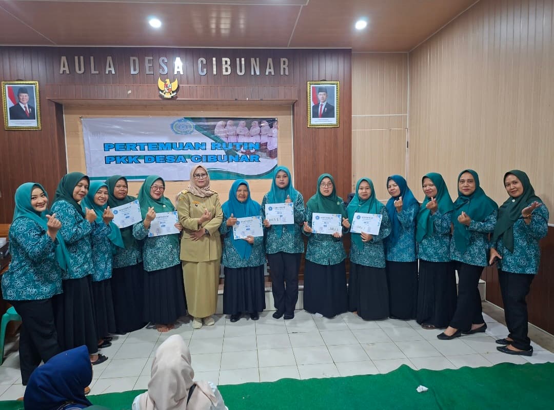 Peningkatan Kapasitas PKK Desa Cibunar Digelar di Aula Desa 