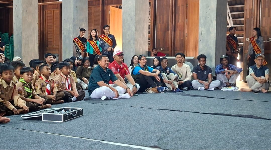 Ekosistem Budaya Kasumedangan ke-28 Tampilkan Kekayaan Seni Tradisi di Geotheater Rancakalong 