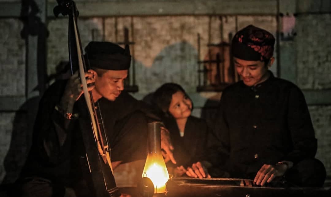 Seni Tarawangsa Rancakalong di Era Modern: Menjaga Getar Tradisi, Menanam Cinta Sejak Usia Dini